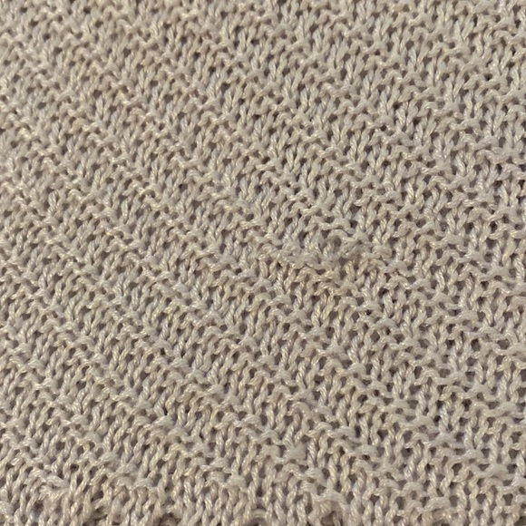 LC Lauren Conrad cold shoulder sweater - Picture 4 of 10